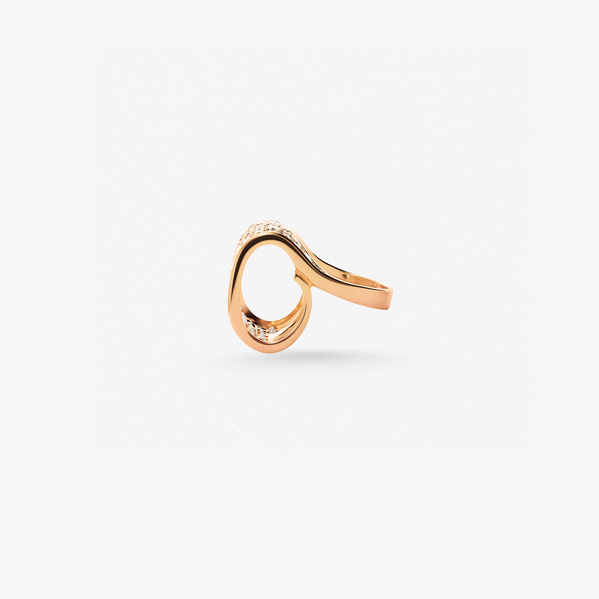 Peter Marco 18k rose gold round cut diamond cigar band ring, side view
