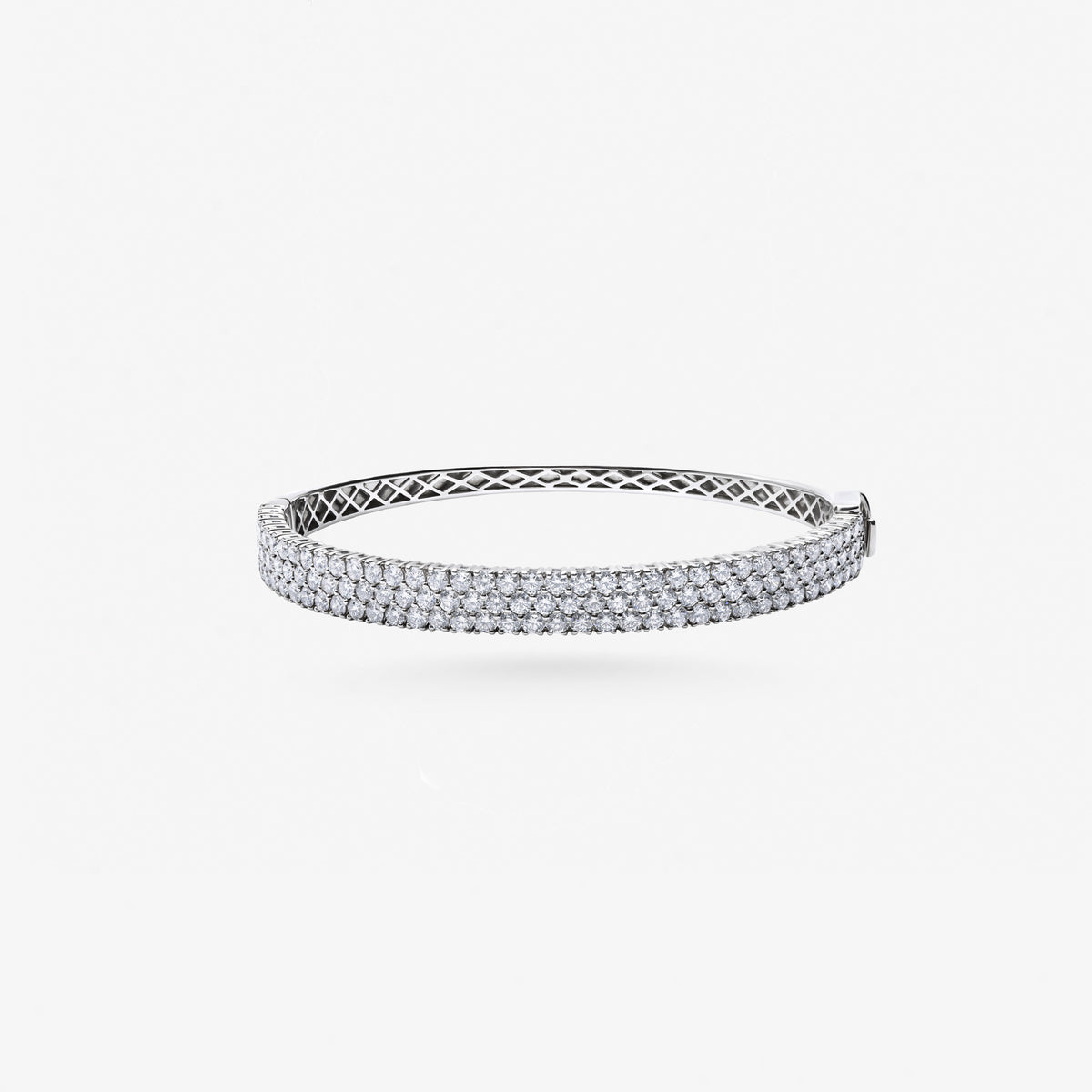 Peter Marco 18k white gold round cut diamond bangle