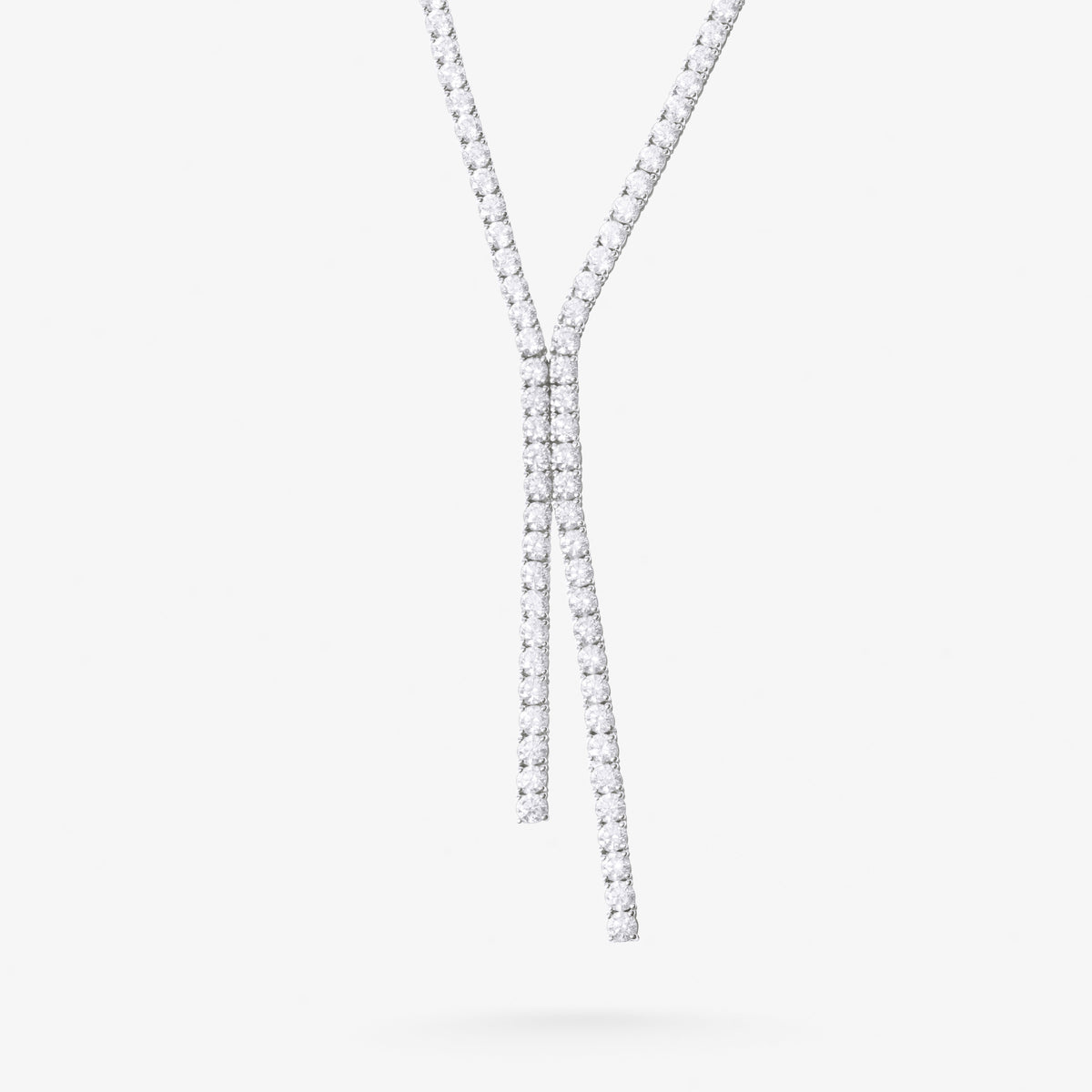 Peter Marco 18k white gold round cut diamond lariat necklace