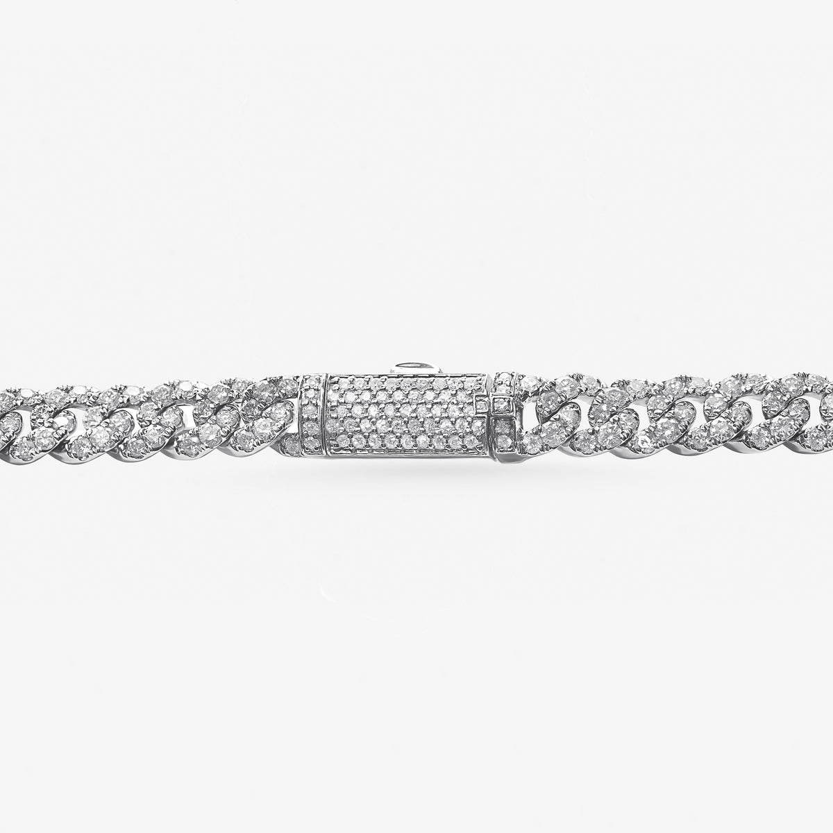 Peter Marco 18k white gold round cut diamond necklace, clasp view