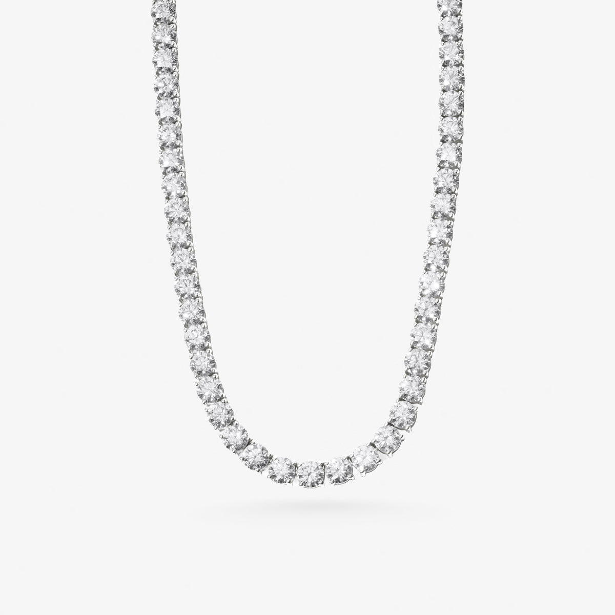 Peter Marco 18k white gold round cut diamond necklace