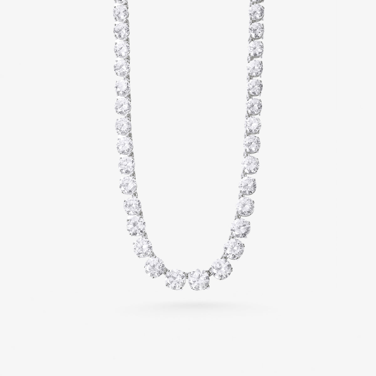 Peter Marco 18k white gold round cut diamond necklace