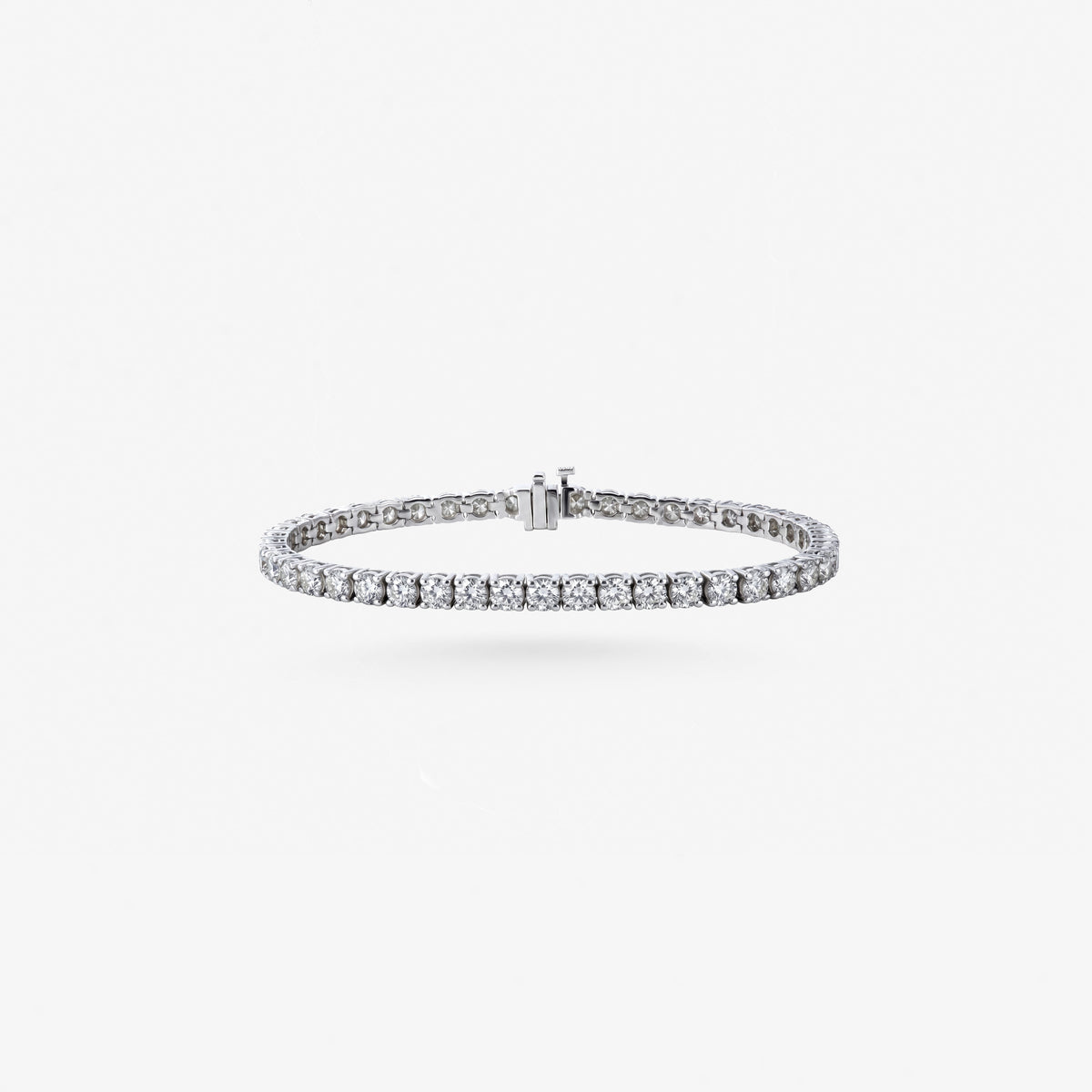 Peter Marco 18k white gold round cut diamond tennis bracelet