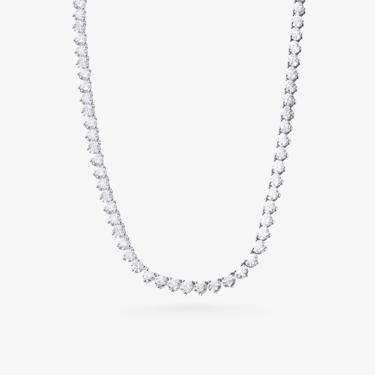 Peter Marco 18k white gold pear shaped and round cut three prong setting diamond necklace