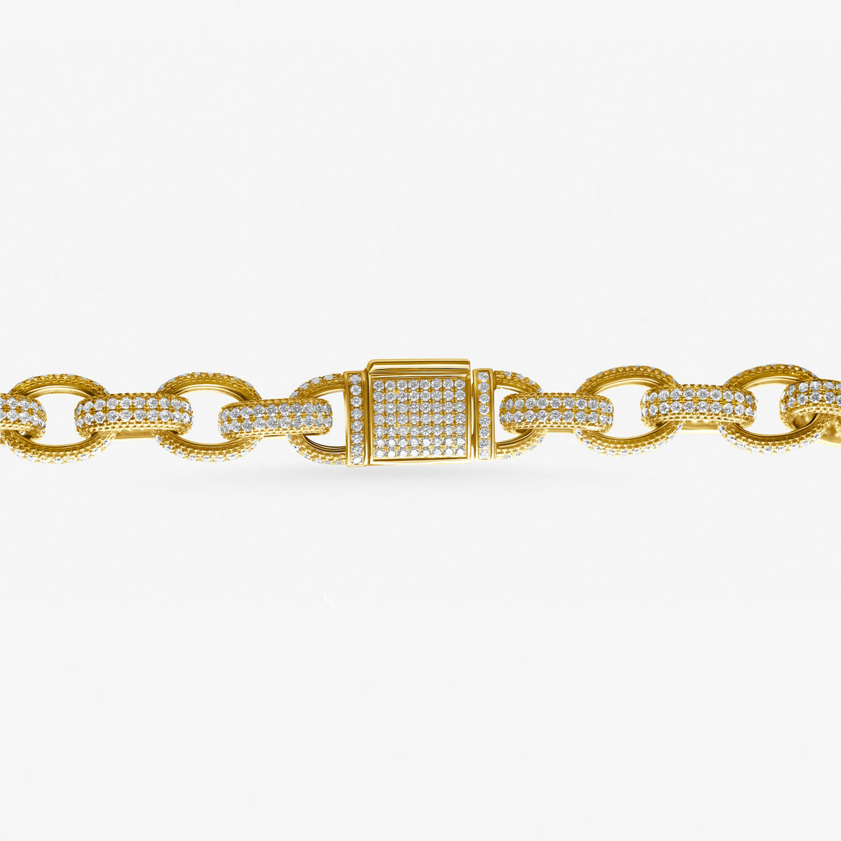 Peter Marco 18k yellow gold round cut diamond curb chain necklace, clasp view