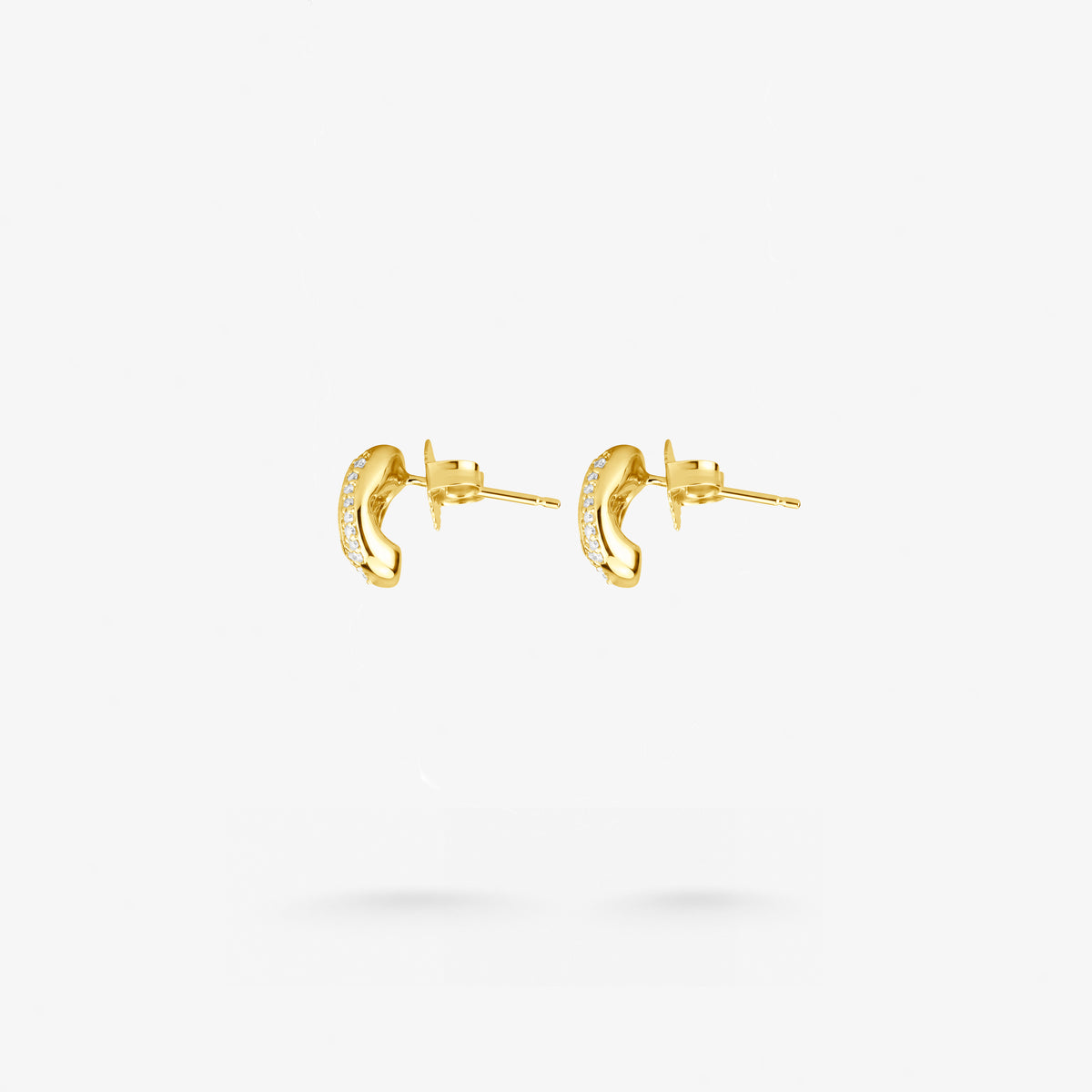 Peter Marco 18k yellow gold round cut diamond oval drop earrings, side view