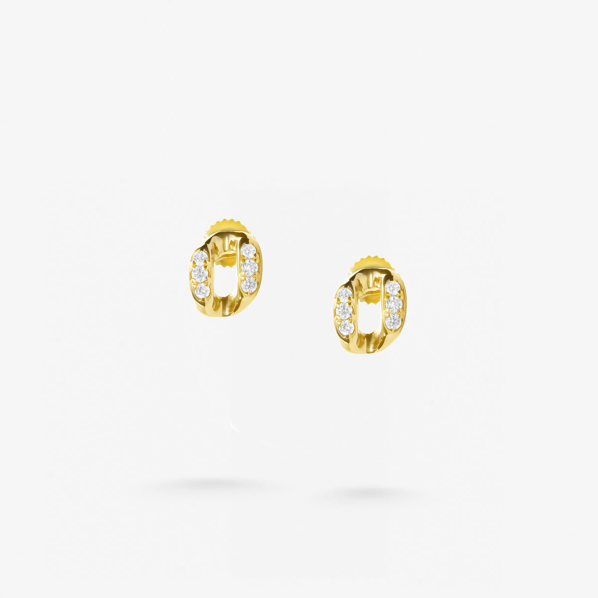 Peter Marco 18k yellow gold round cut diamond oval drop earrings