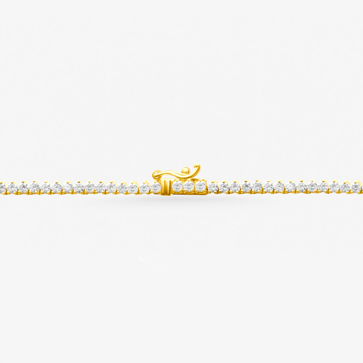 Peter Marco yellow gold three prong graduated round cut diamond necklace, clasp view