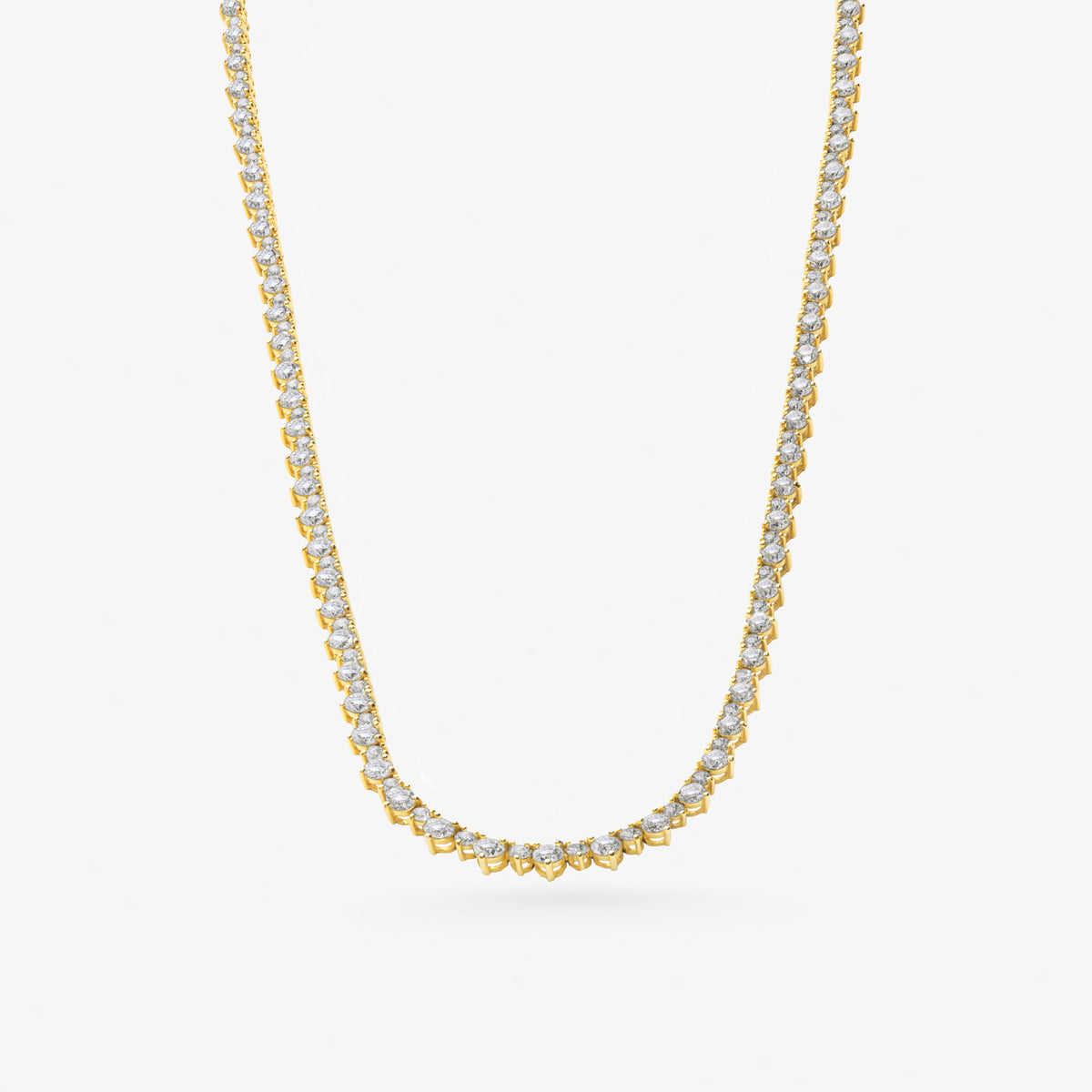Peter Marco 18k yellow gold three-prong round cut diamond necklace