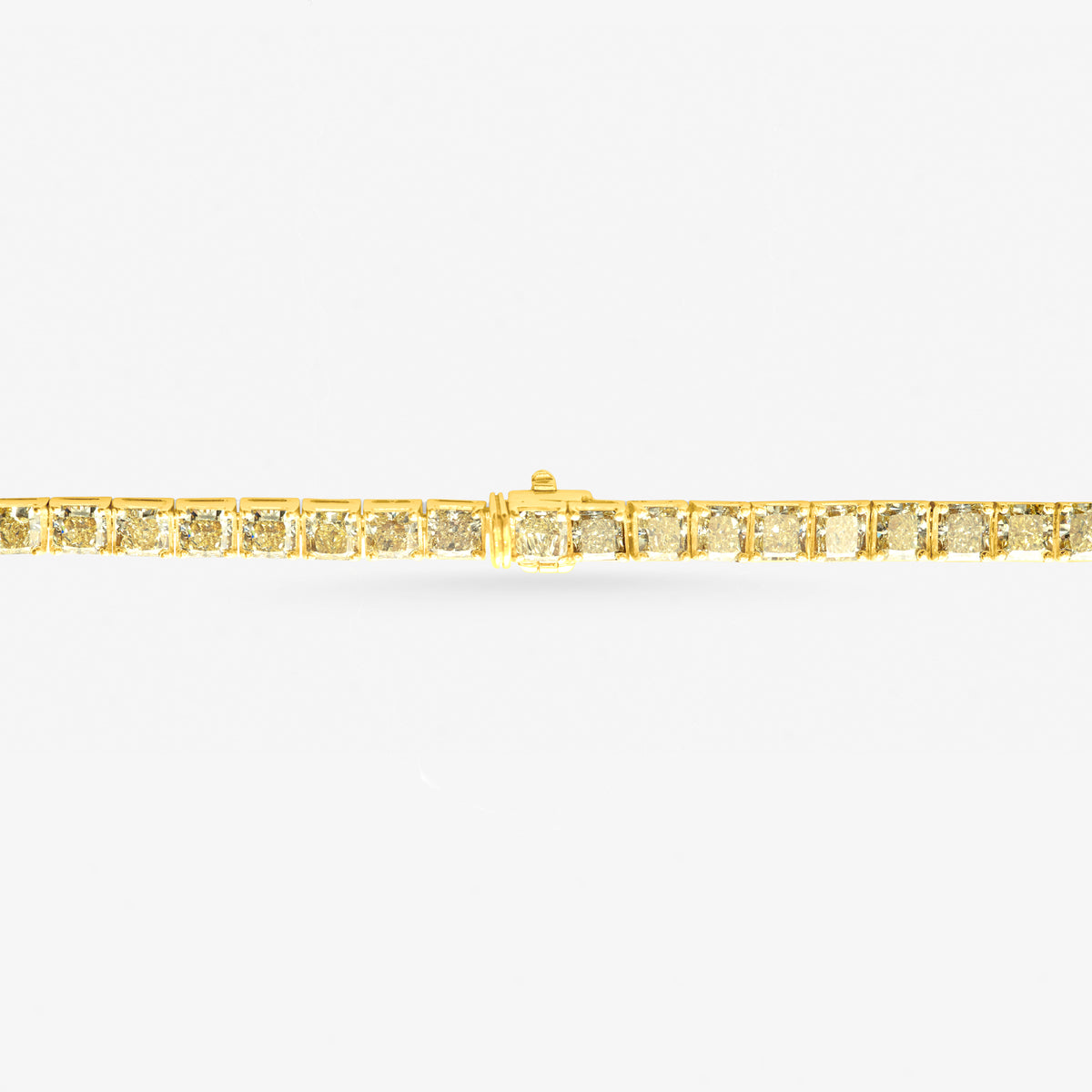Peter Marco 18k yellow gold yellow radiant cut diamond necklace, clasp view