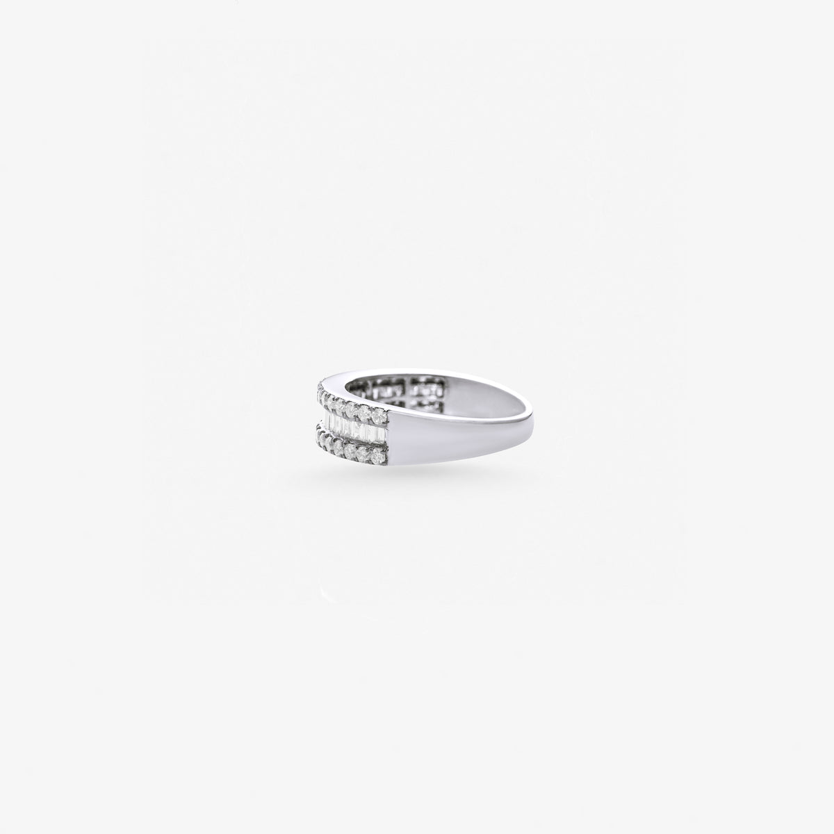Peter Marco round cut and emerald cut diamond ring, side view