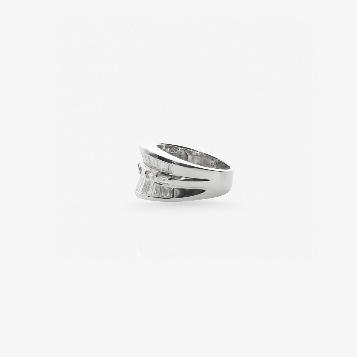 Peter Marco diamond ring with baguette-cut diamonds in three rows, side view