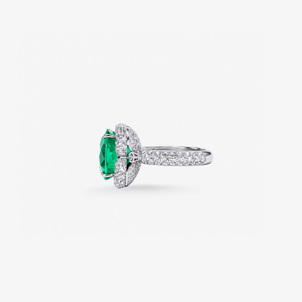 Peter Marco emerald and white diamond ring, side view