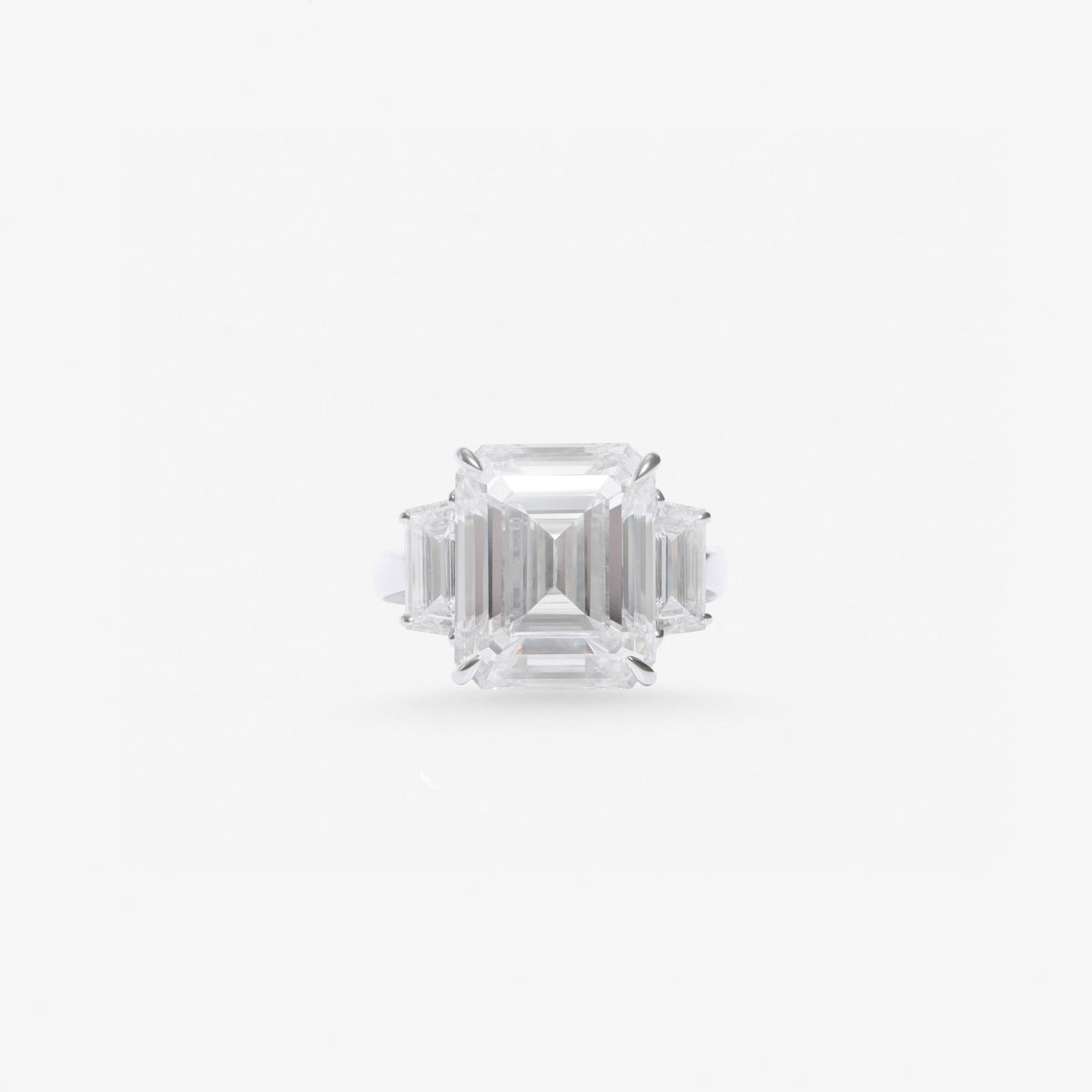 peter marco three stone white-diamond-ring
