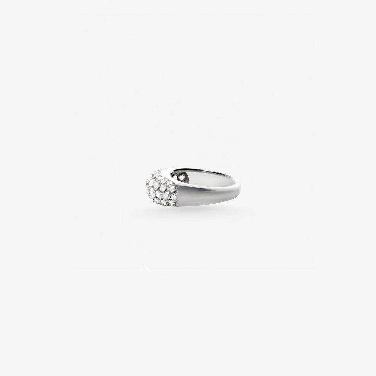 Peter Marco round cut diamond dome ring side view
