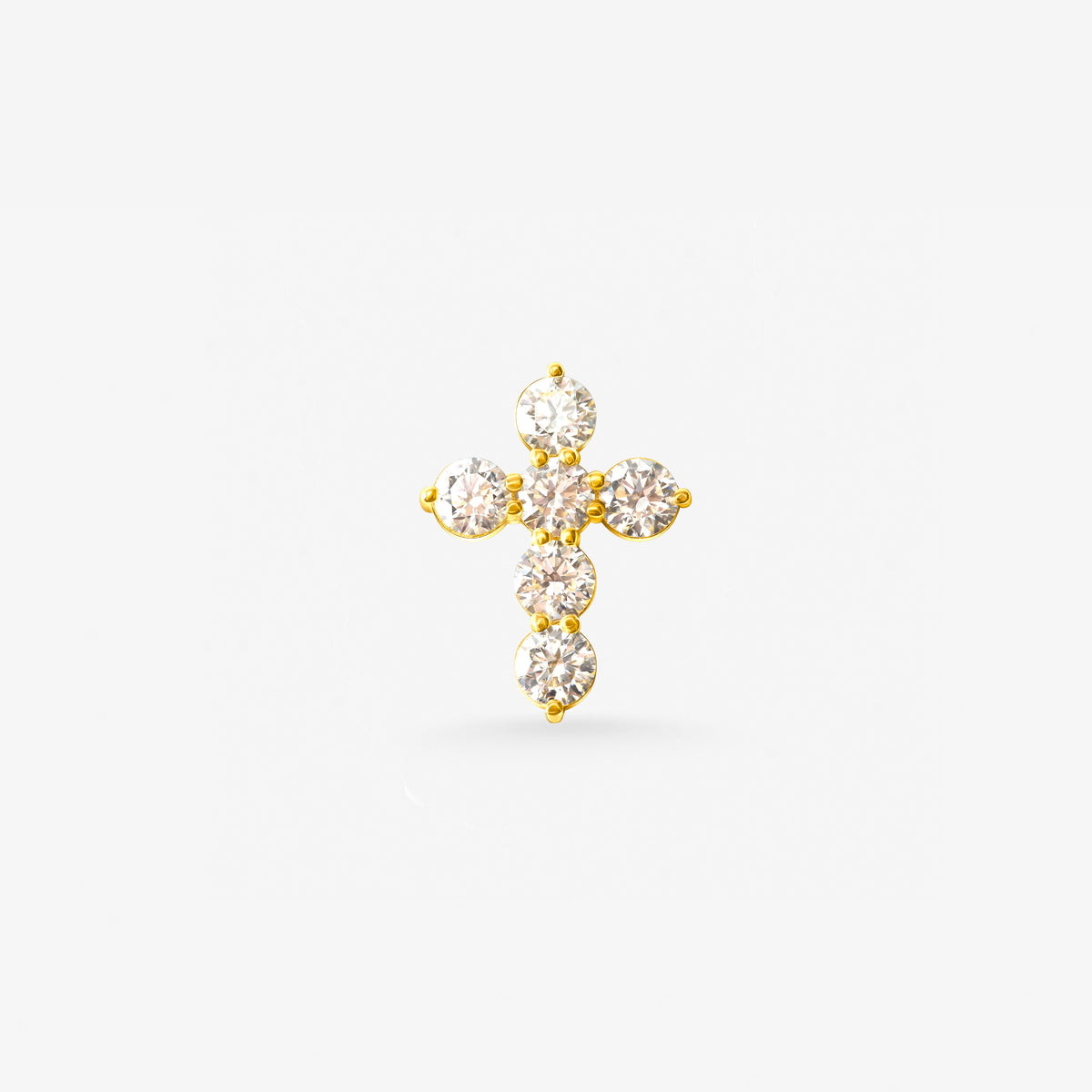 Peter Marco yellow gold round cut diamond cross pendant, detail view